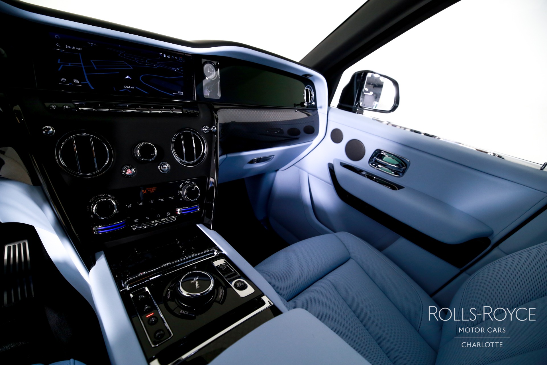 New 2027 Rolls-Royce Black Badge Cullinan  | Charlotte, NC