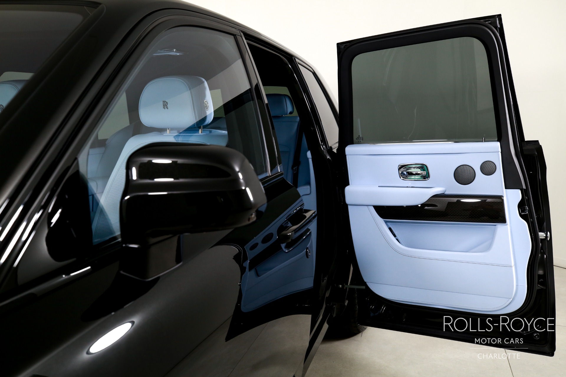 New 2027 Rolls-Royce Black Badge Cullinan  | Charlotte, NC