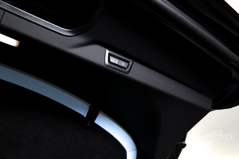 New-2027-Rolls-Royce-Black-Badge-Cullinan