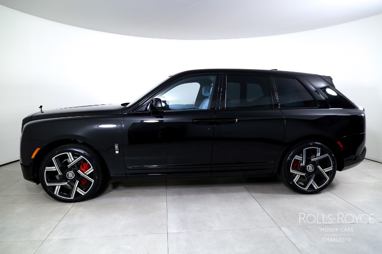 New-2027-Rolls-Royce-Black-Badge-Cullinan