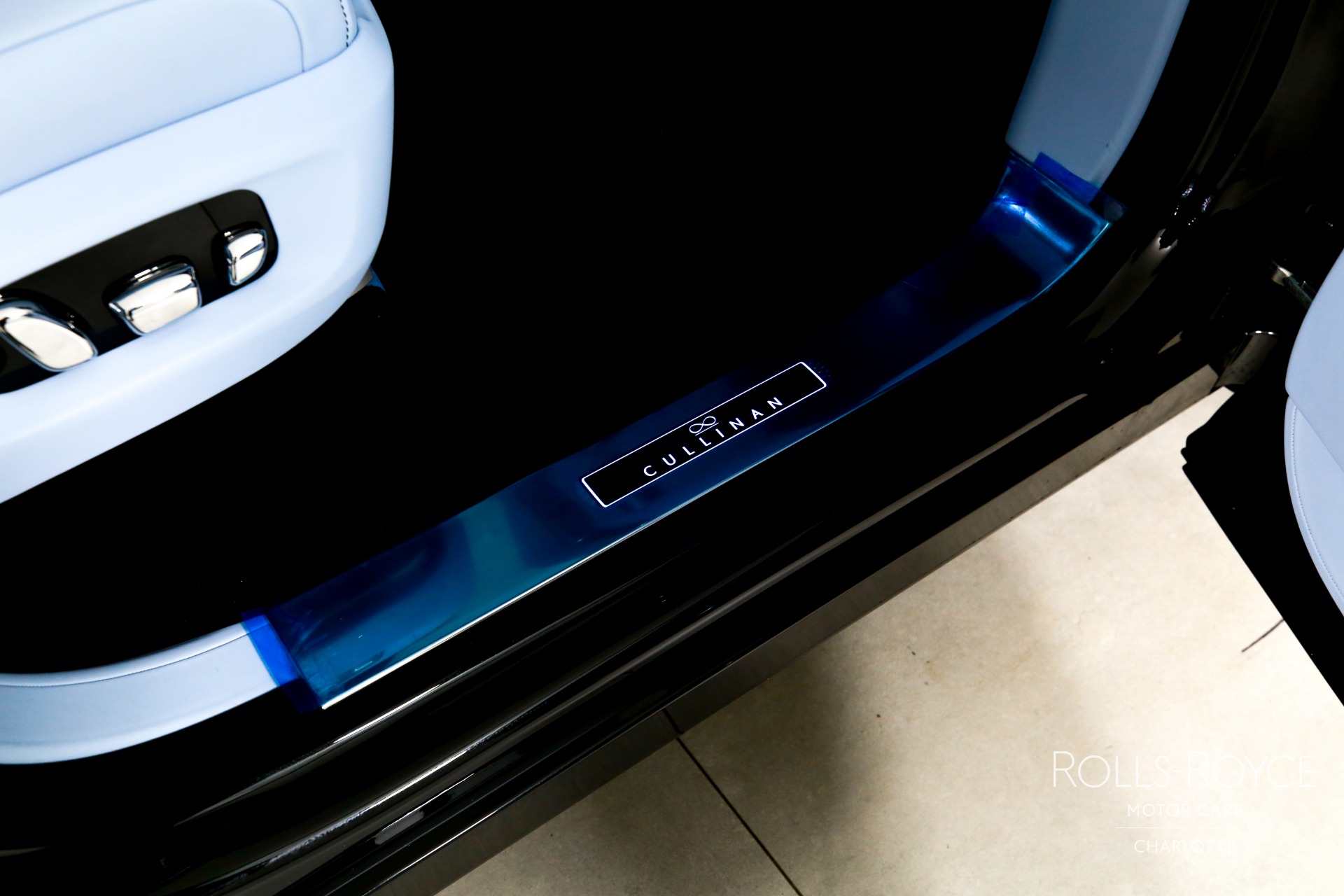 New 2027 Rolls-Royce Black Badge Cullinan  | Charlotte, NC