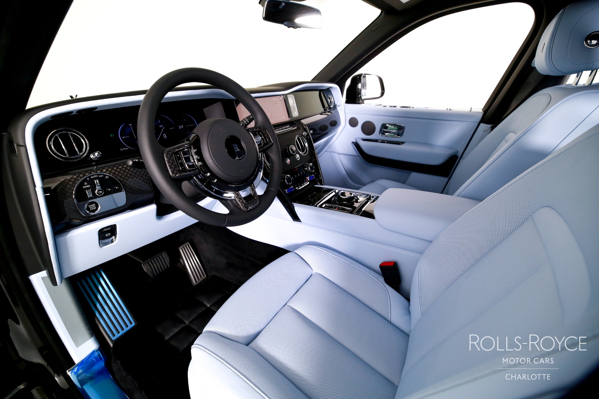 New 2027 Rolls-Royce Black Badge Cullinan  | Charlotte, NC