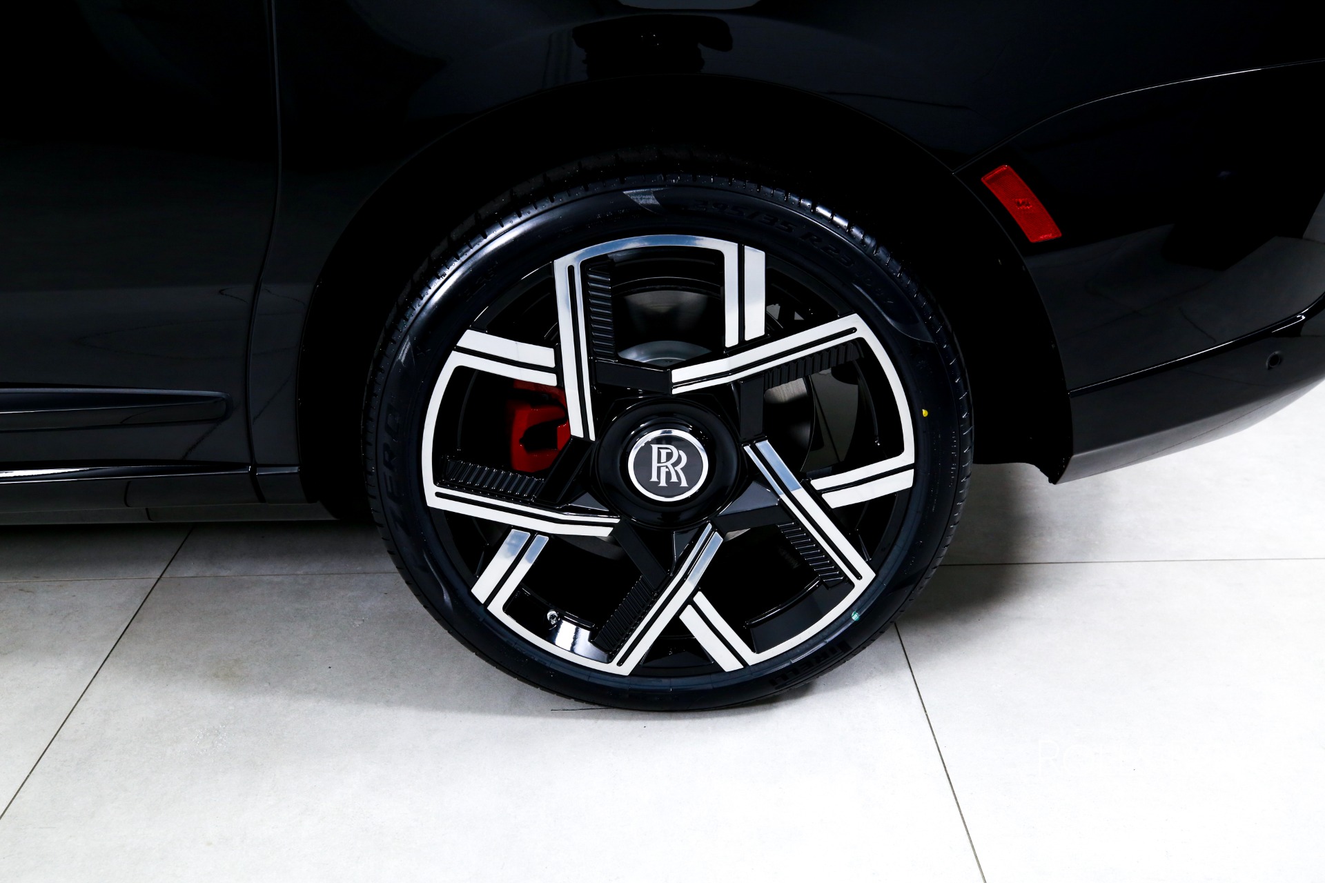 New 2027 Rolls-Royce Black Badge Cullinan  | Charlotte, NC