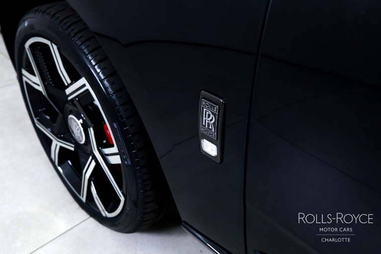 New-2027-Rolls-Royce-Black-Badge-Cullinan