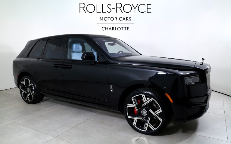 New-2027-Rolls-Royce-Black-Badge-Cullinan