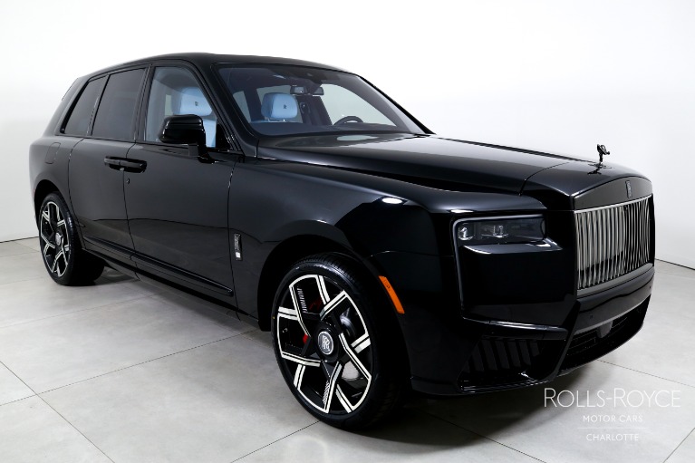 New-2027-Rolls-Royce-Black-Badge-Cullinan