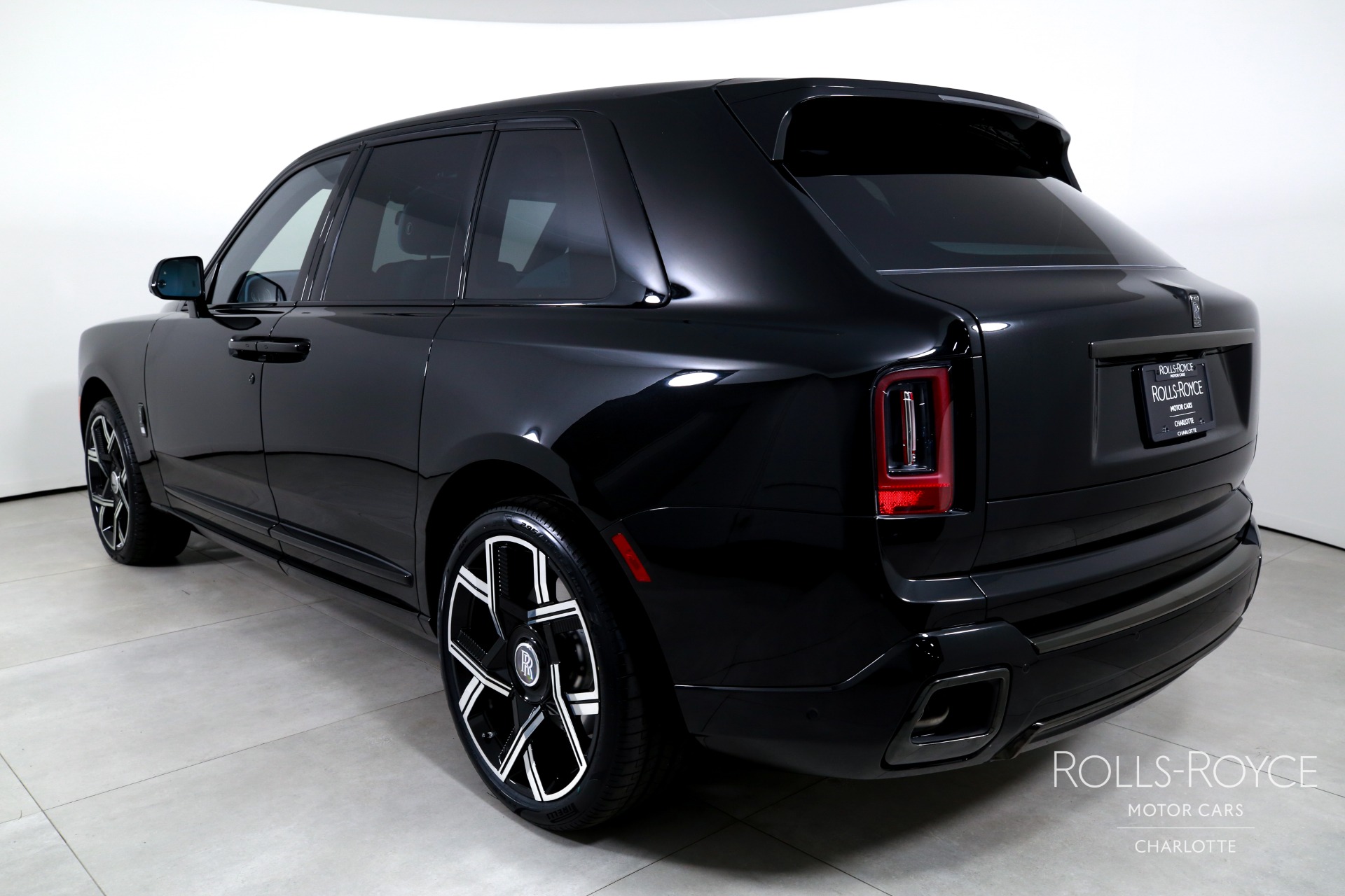 New 2027 Rolls-Royce Black Badge Cullinan  | Charlotte, NC