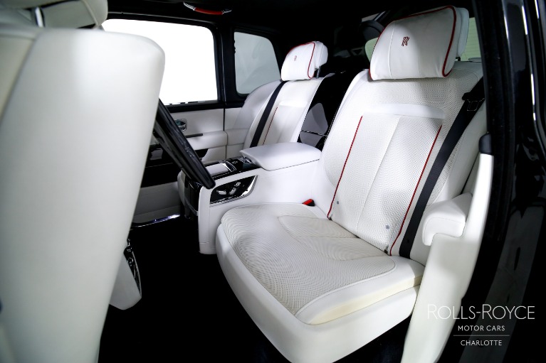 Used-2021-Rolls-Royce-Black-Badge-Cullinan