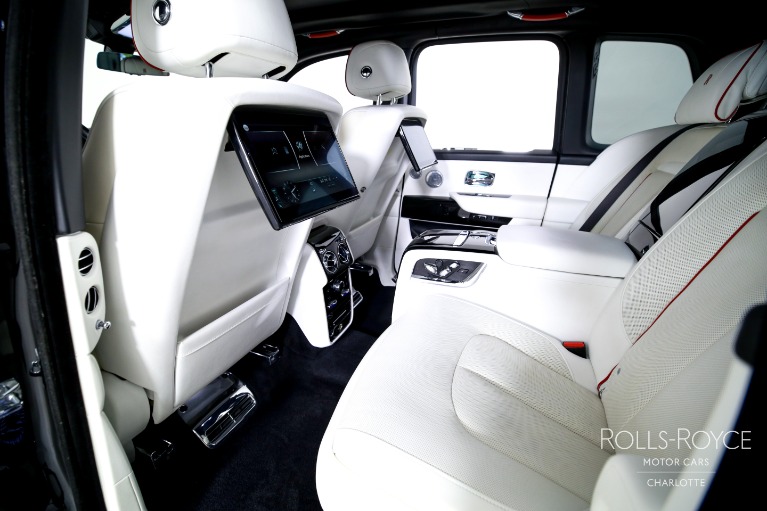 Used-2021-Rolls-Royce-Black-Badge-Cullinan
