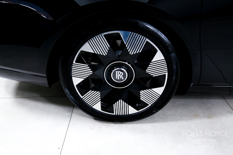 New-2027-Rolls-Royce-Phantom
