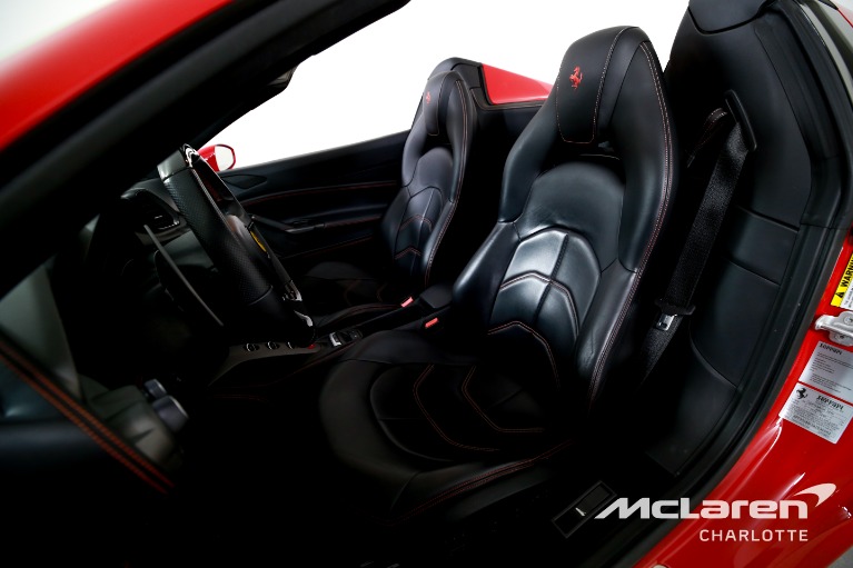 Used-2019-Ferrari-488-Spider