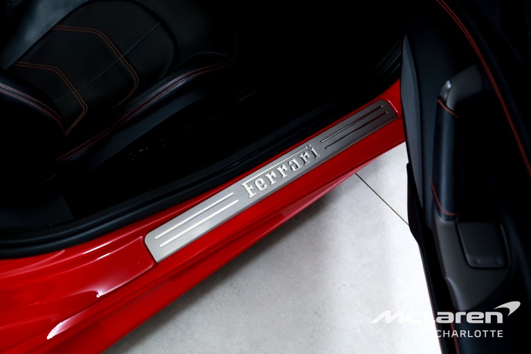 Used-2019-Ferrari-488-Spider
