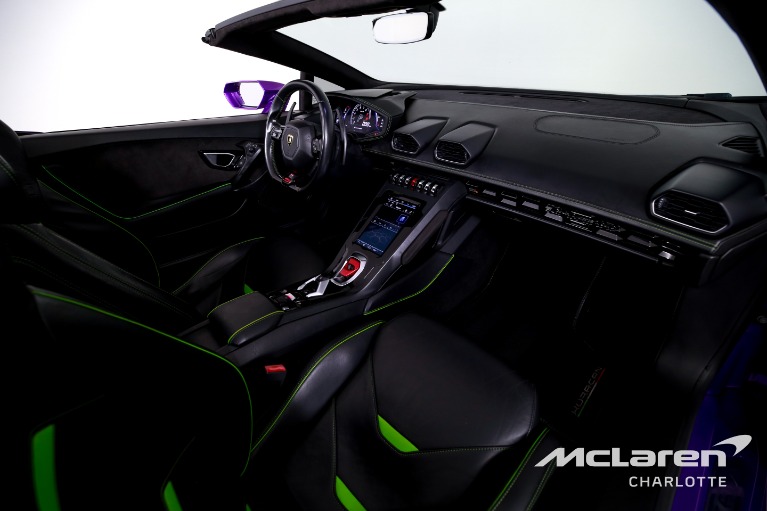 Used-2020-Lamborghini-Huracan-EVO-Spyder