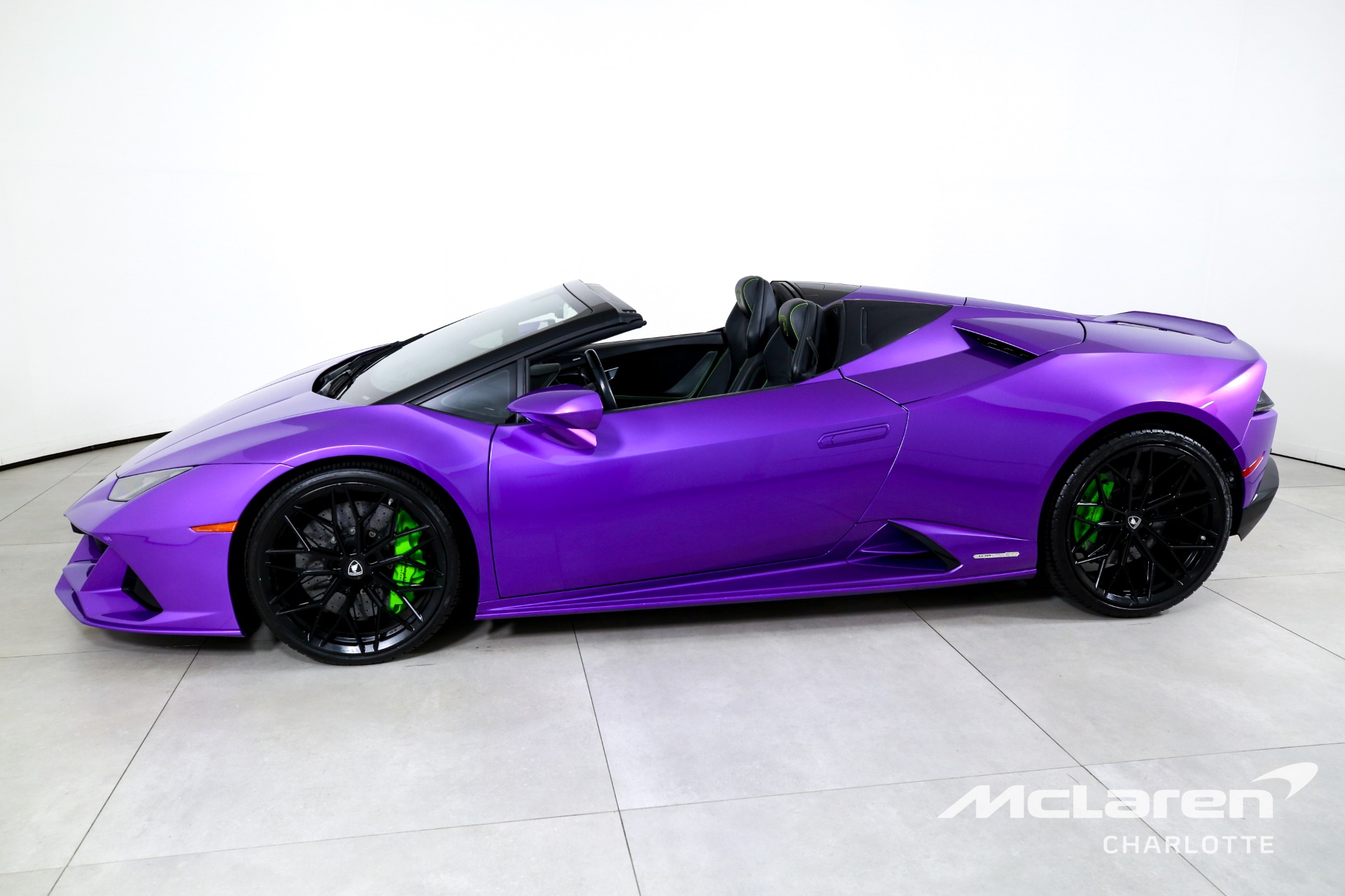 Used 2020 Lamborghini Huracan EVO Spyder | Charlotte, NC