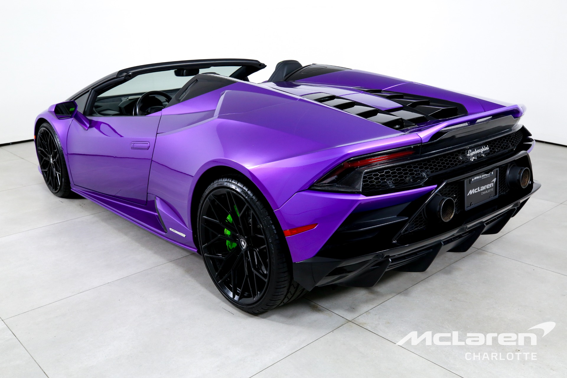 Used 2020 Lamborghini Huracan EVO Spyder | Charlotte, NC