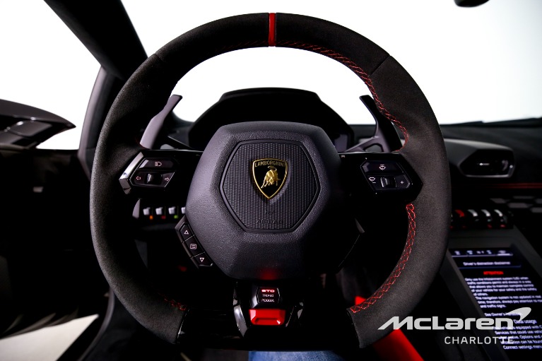Used-2022-Lamborghini-Huracan-STO