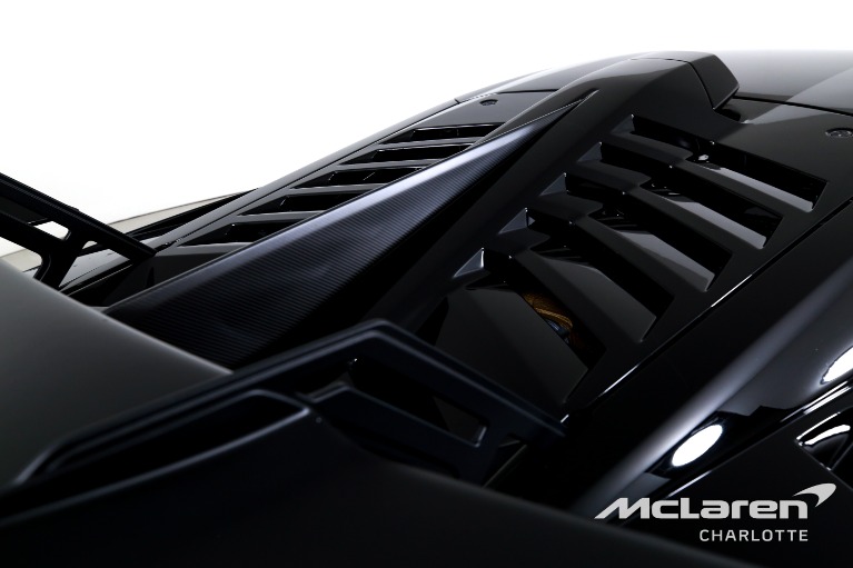 Used-2022-Lamborghini-Huracan-STO