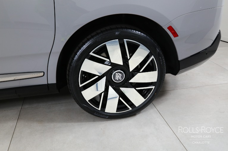 New-2027-Rolls-Royce-Cullinan