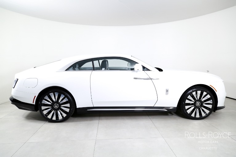 Used-2025-Rolls-Royce-Spectre