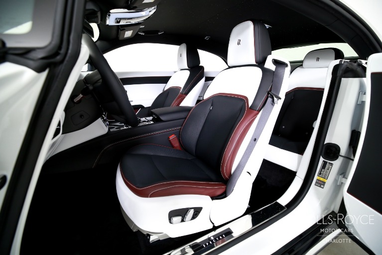 Used-2025-Rolls-Royce-Spectre