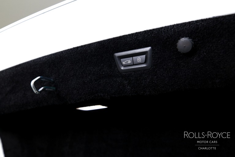 Used-2025-Rolls-Royce-Spectre