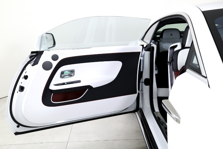 Used-2025-Rolls-Royce-Spectre
