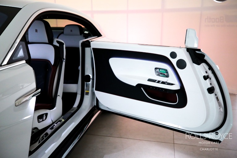Used-2025-Rolls-Royce-Spectre