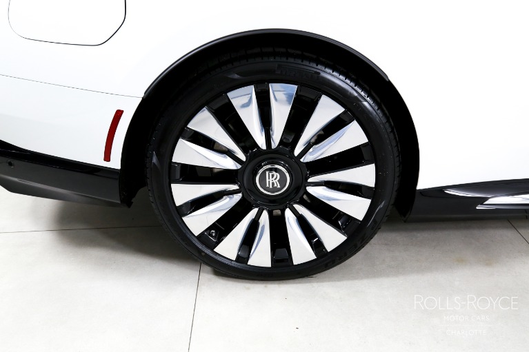 Used-2025-Rolls-Royce-Spectre
