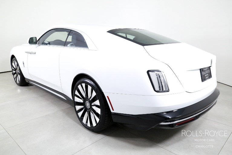Used-2025-Rolls-Royce-Spectre