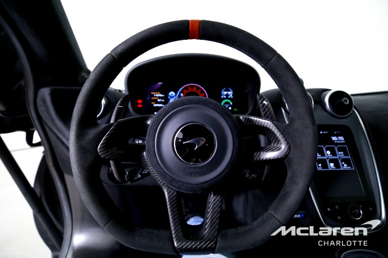 Used-2020-McLaren-620R