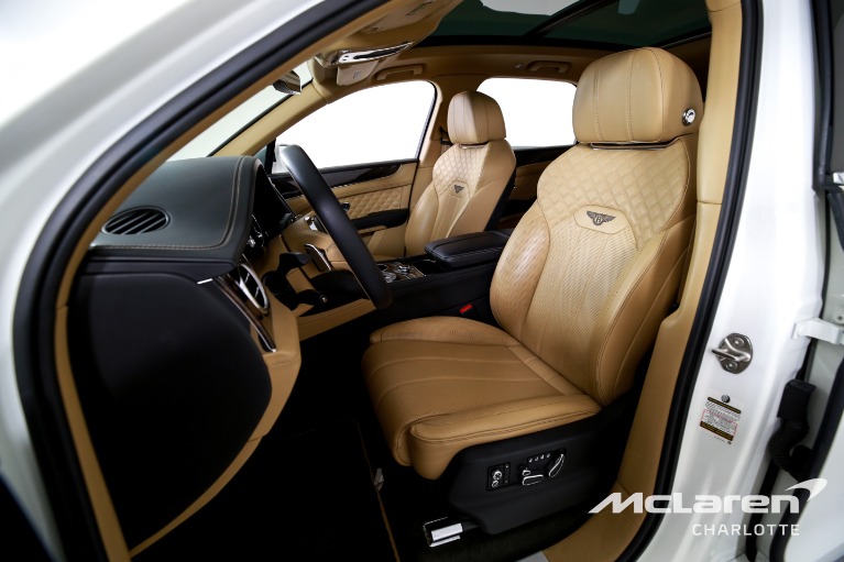 Used-2021-Bentley-Bentayga-Hybrid