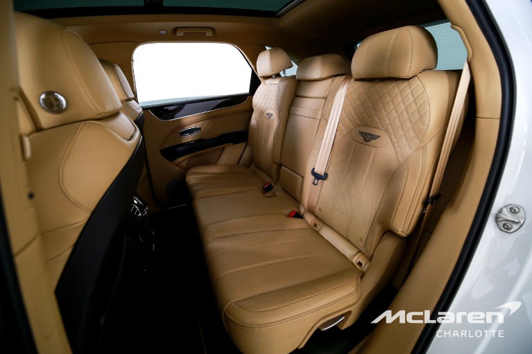 Used-2021-Bentley-Bentayga-Hybrid