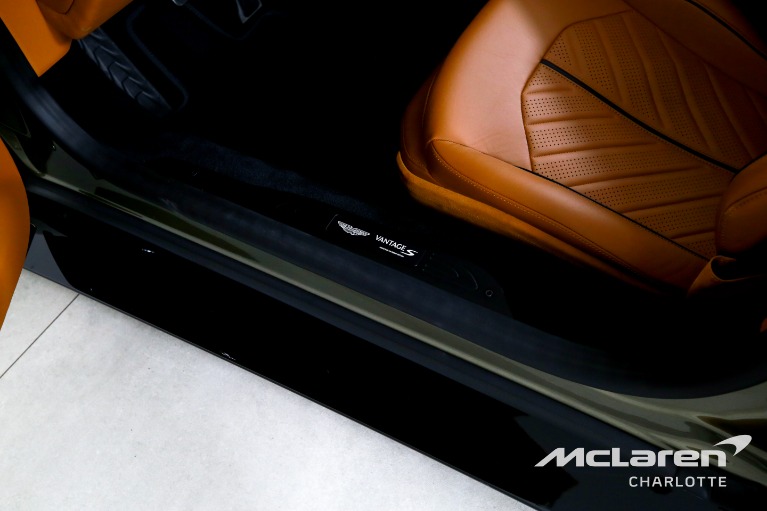 Used-2026-Aston-Martin-Vantage-S-Roadster