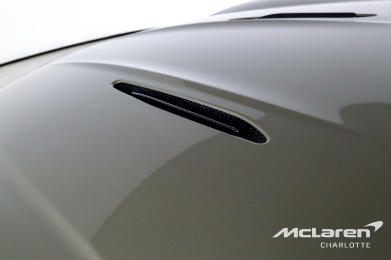 Used-2026-Aston-Martin-Vantage-S-Roadster