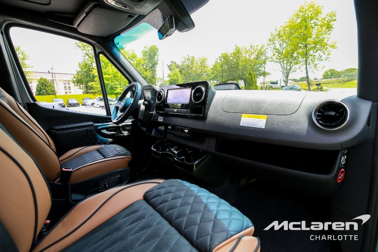 New-2027-Mercedes-Benz-Sprinter-G45G55