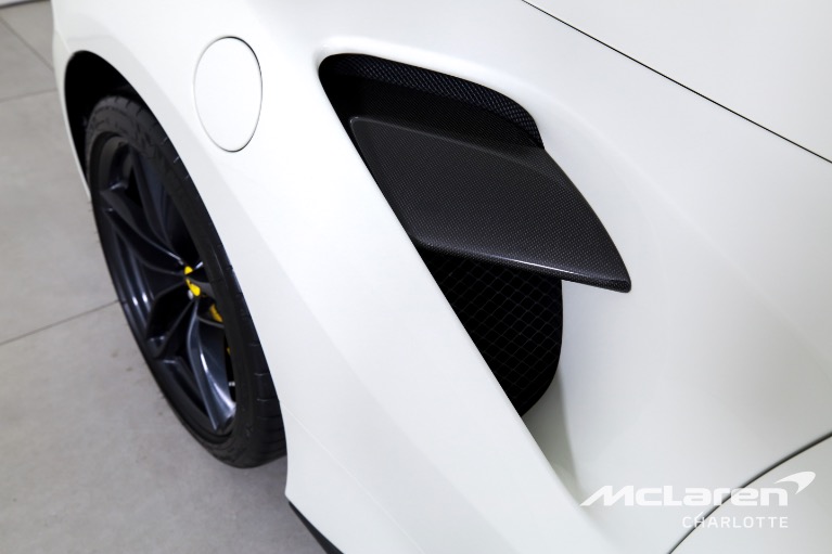 Used-2018-Ferrari-488-Spider