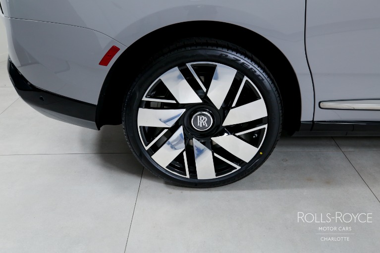 New-2027-Rolls-Royce-Cullinan