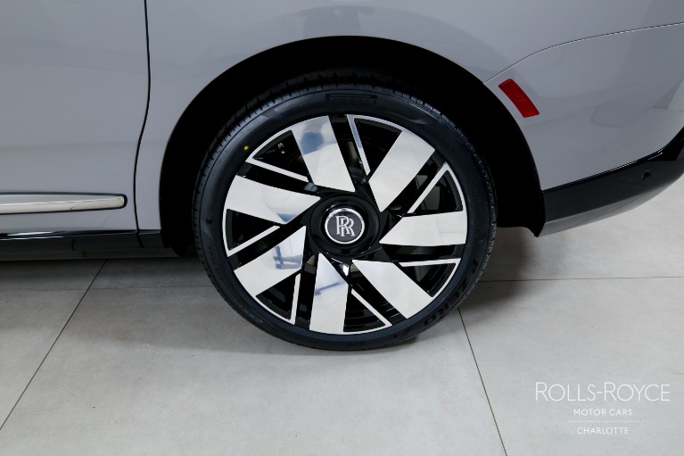 New-2027-Rolls-Royce-Cullinan