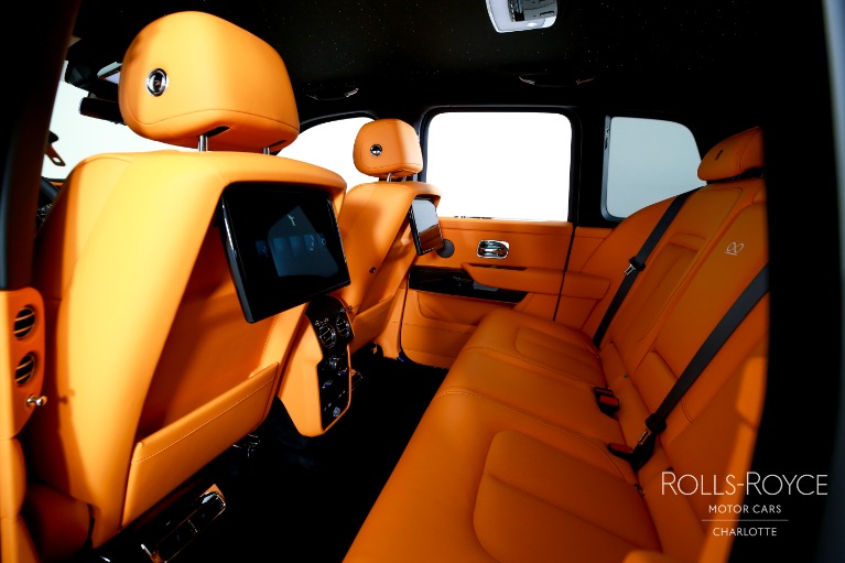 New-2027-Rolls-Royce-Black-Badge-Cullinan