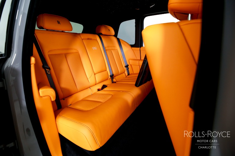 New-2027-Rolls-Royce-Black-Badge-Cullinan