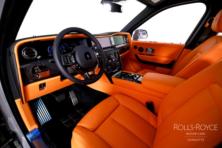 New-2027-Rolls-Royce-Black-Badge-Cullinan
