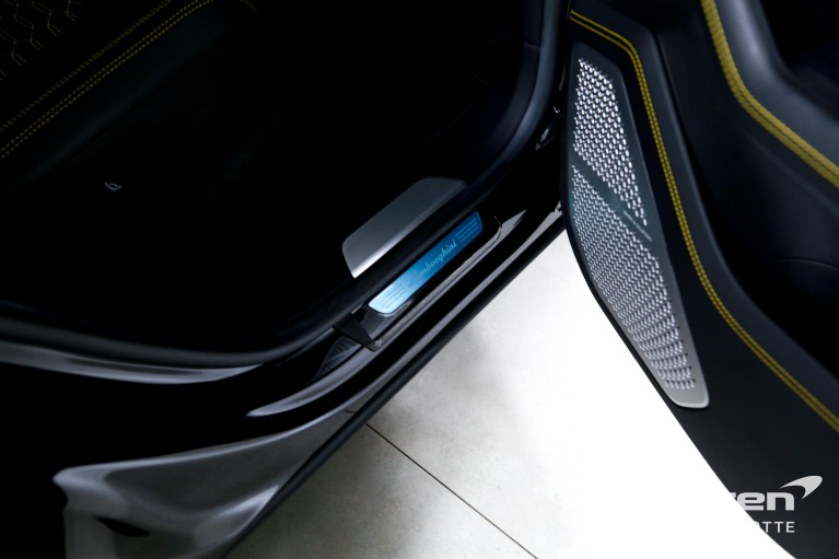 Used-2020-Lamborghini-Urus