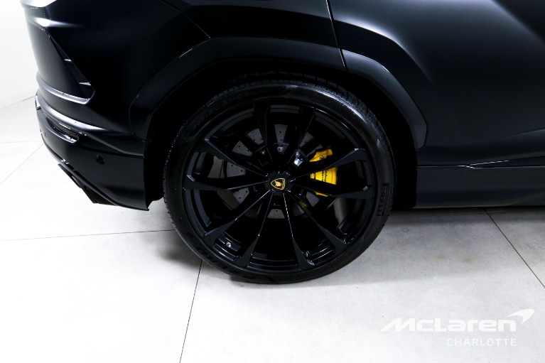 Used-2020-Lamborghini-Urus