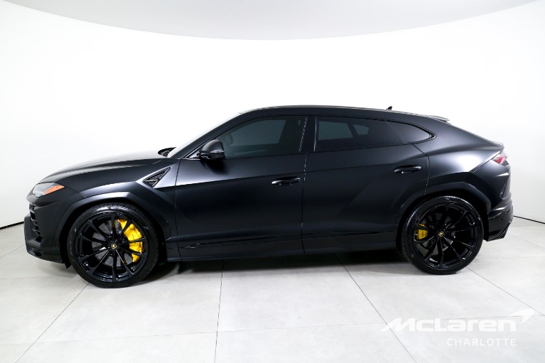 Used-2020-Lamborghini-Urus