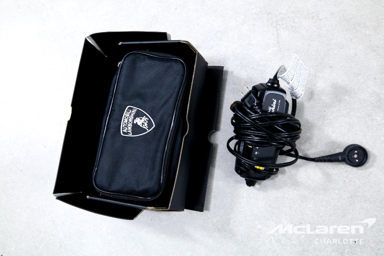 Used-2025-Lamborghini-Revuelto