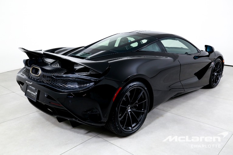 New-2027-McLaren-750S