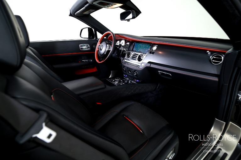 Used-2019-Rolls-Royce-Black-Badge-Dawn