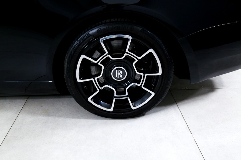 Used-2019-Rolls-Royce-Black-Badge-Dawn