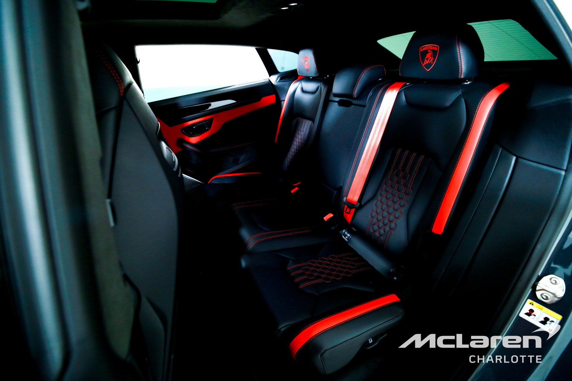 Used 2025 Lamborghini Urus SE | Charlotte, NC
