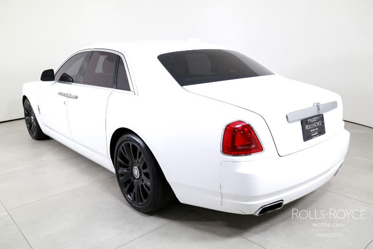 Used-2019-Rolls-Royce-Ghost